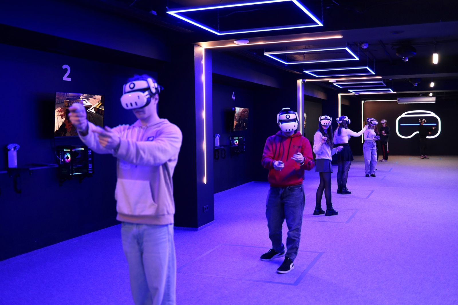 VIAR  Відкрийте VR-бізнес нового покоління - готова бізнес-модель
